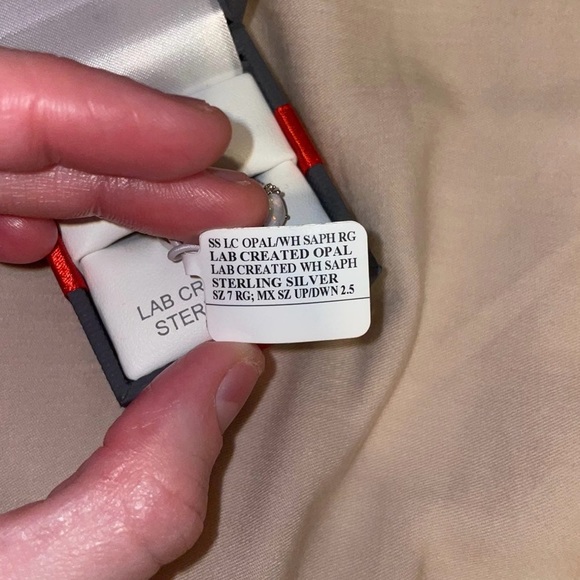 Sterling Silver Opal Ring - Picture 4 of 5